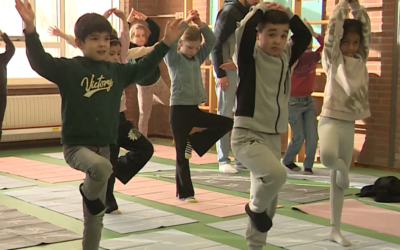 Leerlingen van De Voorzaan krijgen ademtechniek tegen stress en slapeloosheid